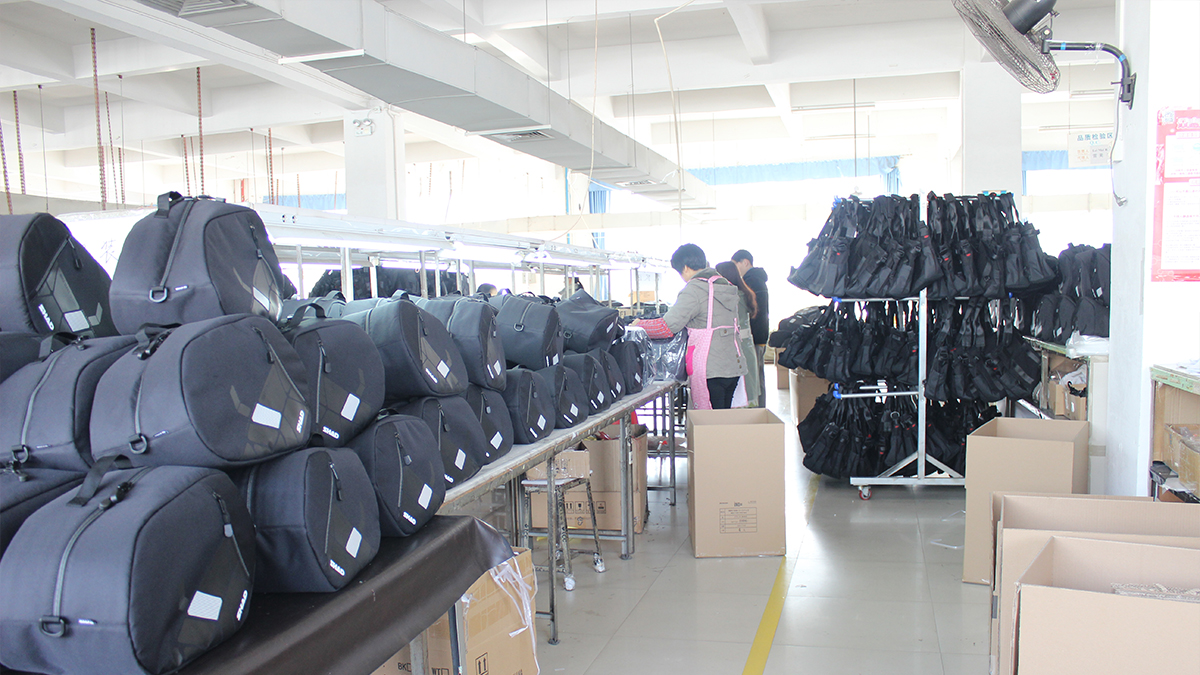 企業定制背包禮品的注意事項